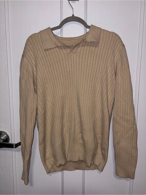 Men's Ribbed V-Neck Polo Sweater in Tan